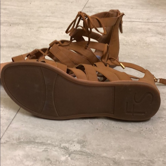 Franco Sarto gladiator sandals - Picture 7 of 8